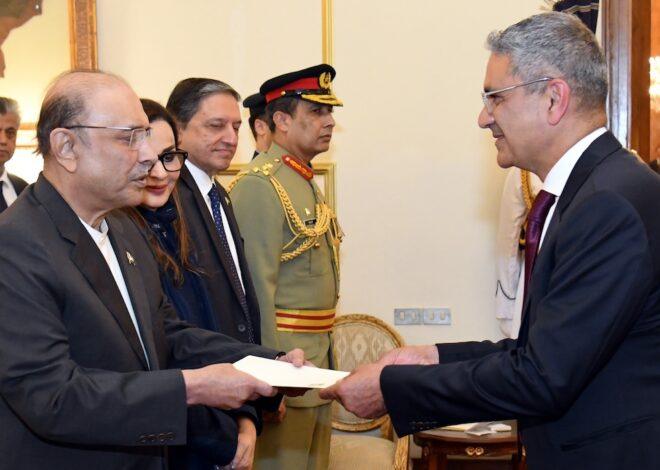 Canada’s New High Commissioner Presents Credentials to President Zardari
