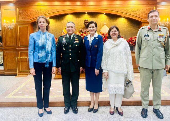 Pakistan Envoy Attends Thai Armed Forces Change of Command Ceremony