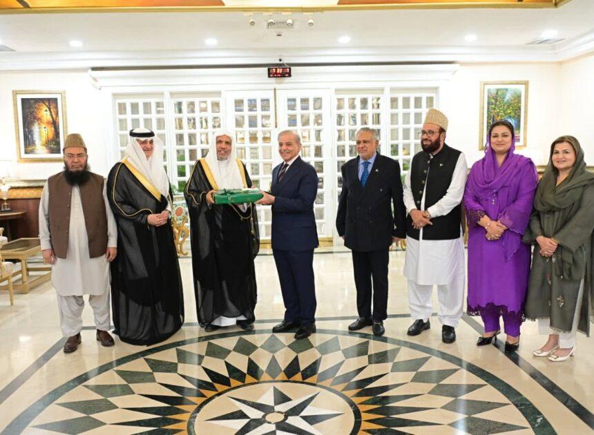 PM lauds Muslim World League’s role in promoting Muslim unity, interfaith harmony