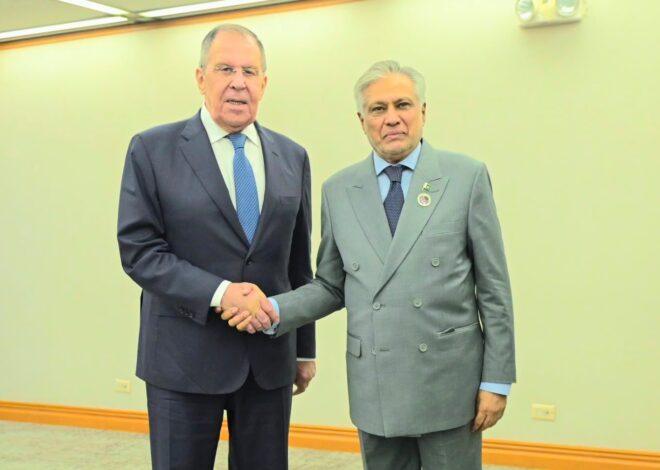 Pakistan, Russia Vow to Expand Cooperation in Trade, Energy and Connectivity