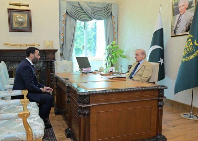Health Minister calls on PM Shehbaz Sharif, briefs him on ongoing projects