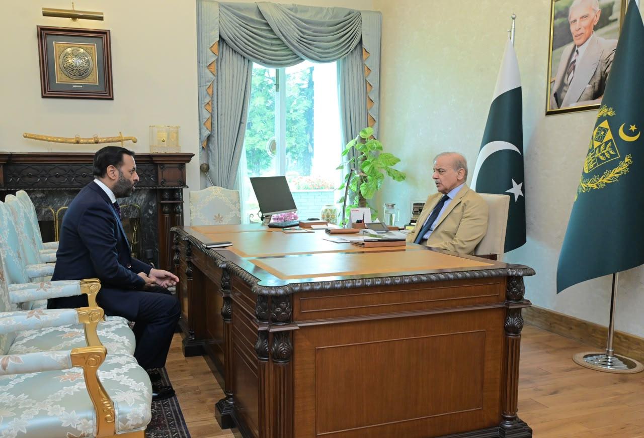 Health Minister calls on PM Shehbaz Sharif, briefs him on ongoing projects